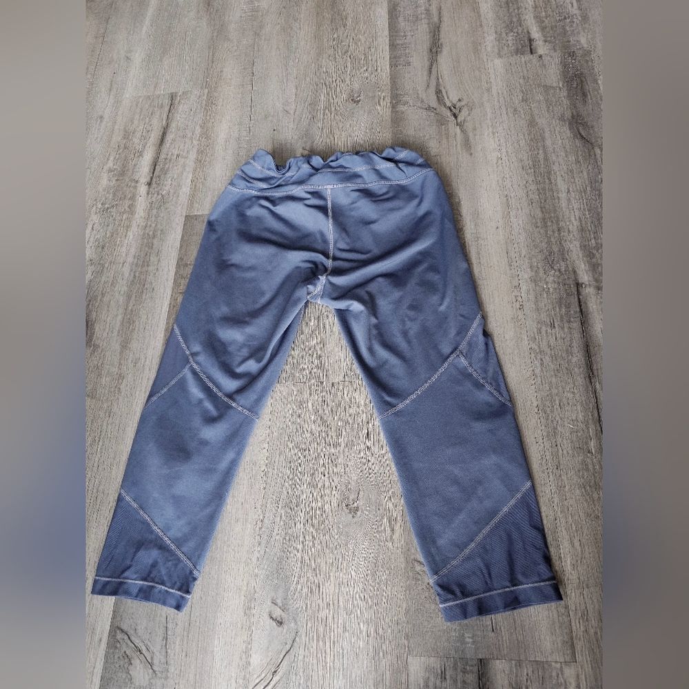 Athleta Blue Contrast Stitch Full Length Performance Leggings Size Medium - Picture 2 of 5